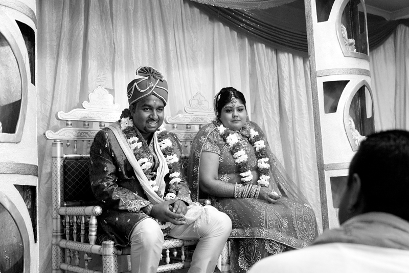 Hindu bride and groom at Shree Radhe Shyam Mandir